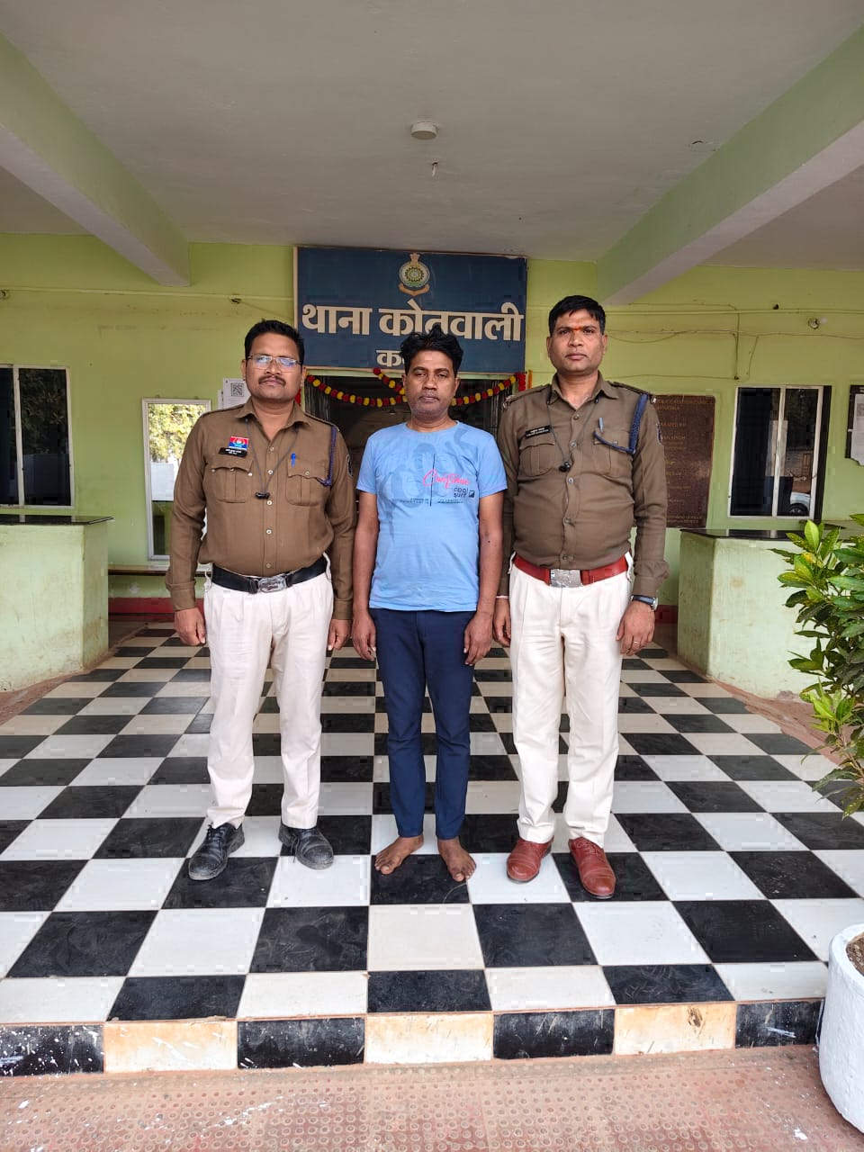 फर्जी कंपनी बना साढ़े 5 लाख की ठगी, आरोपी यूपी से बंदी