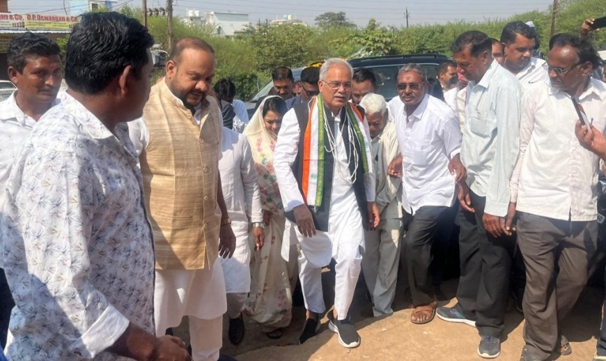 कुरूद में पूर्व सीएम भूपेश का जोशीला स्वागत