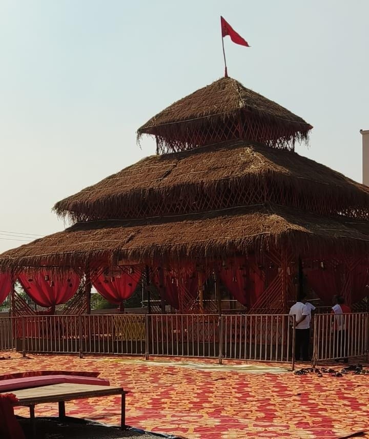 राधाकृष्ण मंदिर में श्री विष्णु महायज्ञ का भव्य आयोजन