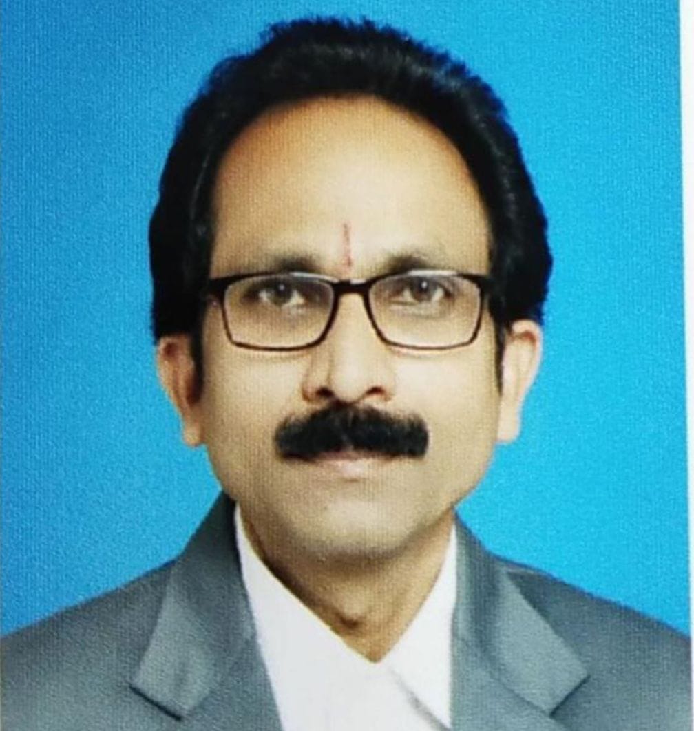 शिक्षक संवर्ग का पदनाम बदलकर रखना चाहिए एमटीएस