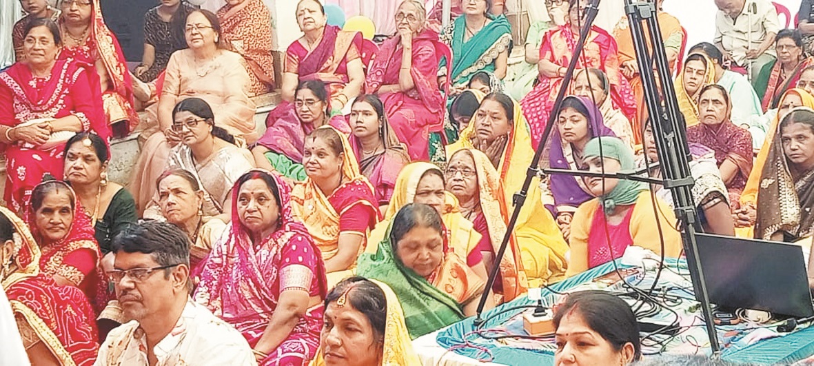 संसार ही समुद्र है और इसमें हमेशा कर्म का मंथन होता है- भरत महाराज