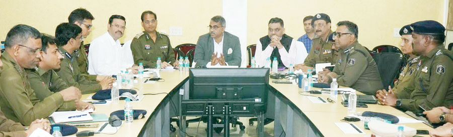 डीजी कॉफ्रेंस की सुरक्षा बैठक, आवारा पशुओं पर रहेगी खास नजर