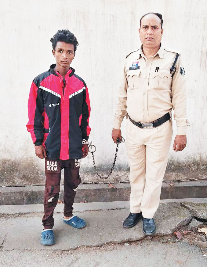 अपनी एक आंख की वजह से पकड़ाया लूटेरा पुराना चाकूबाज