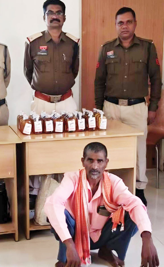 शराब संग एक गिरफ्तार