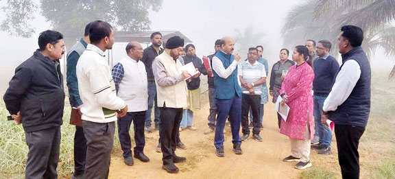  कृषि विवि के कुलपति ने शहीद गुण्डाधुर कृषि कॉलेज में मशरूम उत्पादन इकाई का किया उद्घाटन