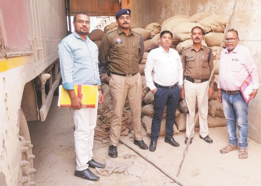 18 प्रकरणों में साढ़े 48 हजार का अवैध धान जब्त