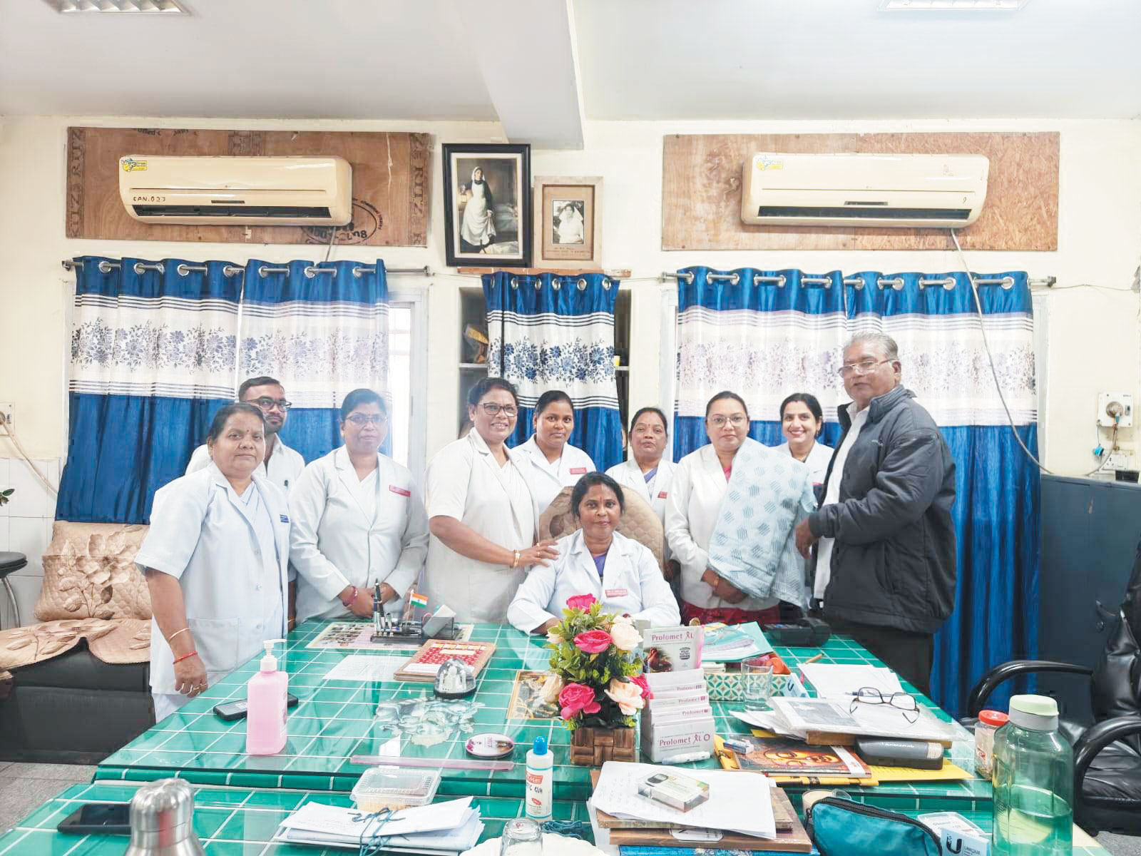 नर्सिंग स्टाफ का सम्मान