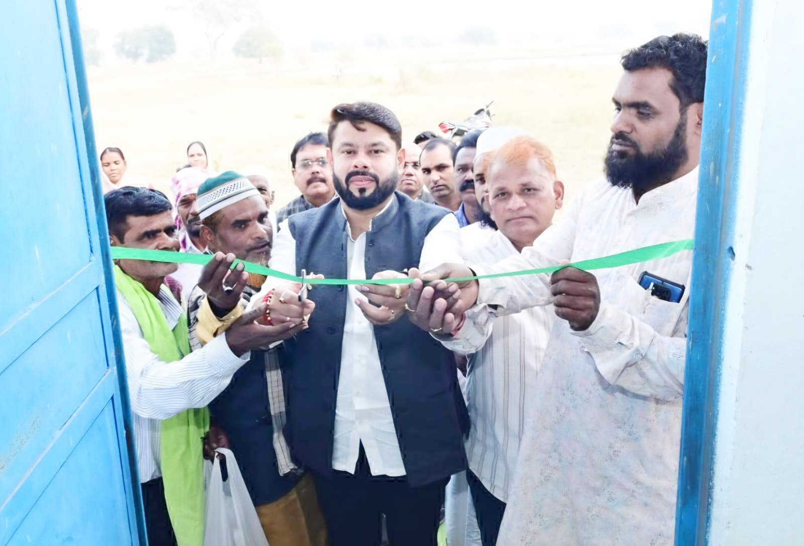 छाबड़ा ने किया सामुदायिक भवन का लोकार्पण