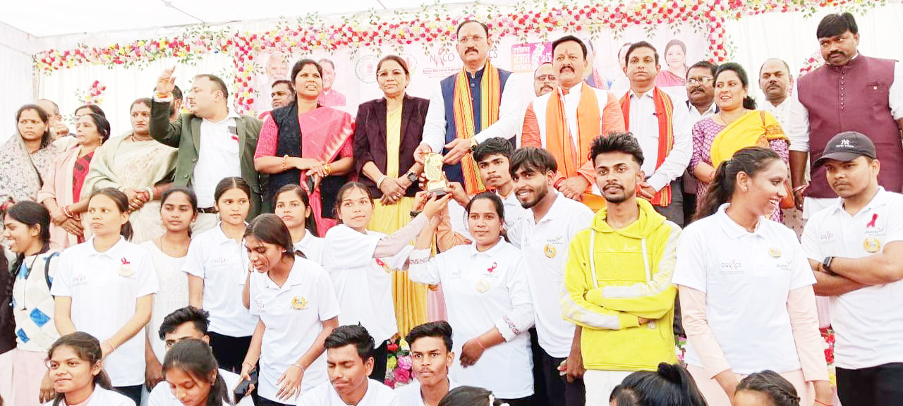 जागरूकता ही बचाव-स्वास्थ्य मंत्री ने दी एड्स मुक्त छत्तीसगढ़ की प्रेरणा