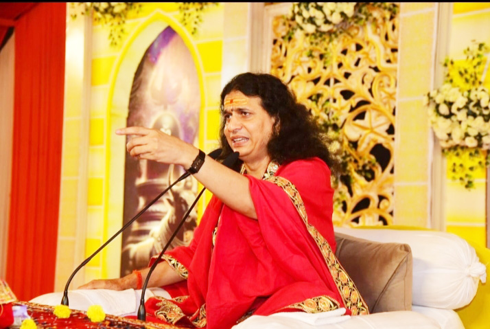 शिव महापुराणकथा श्रवण  झूम श्रोतागण