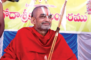 कल आ रहे पद्म भूषण चिन्ना जीयर स्वामी, गुढिय़ारी बालाजी मंदिर भी जाएंगे