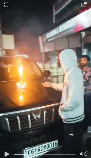 सोनहत बीएमओ हटाए गए, लाइसेंस निलंबन का नोटिस