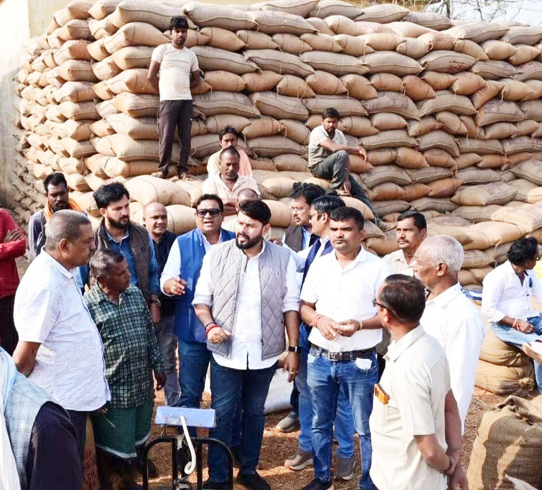 सरकार को किसानों की चिंता नहीं, केवल पूंजीपतियों की सरकार- छाबड़ा