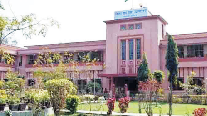 खाना बनाने के विवाद पर पत्नी की हत्या