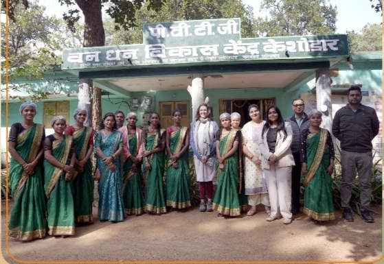  पीवीटीजी वन धन विकास  केंद्र केशोडार का भ्रमण