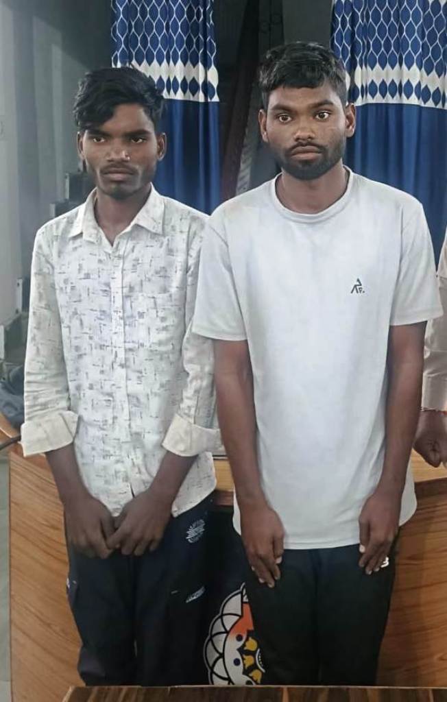 पूर्व उपसरपंच की हत्या कर शव जंगल में छिपाया, दो सगे भाई गिरफ्तार