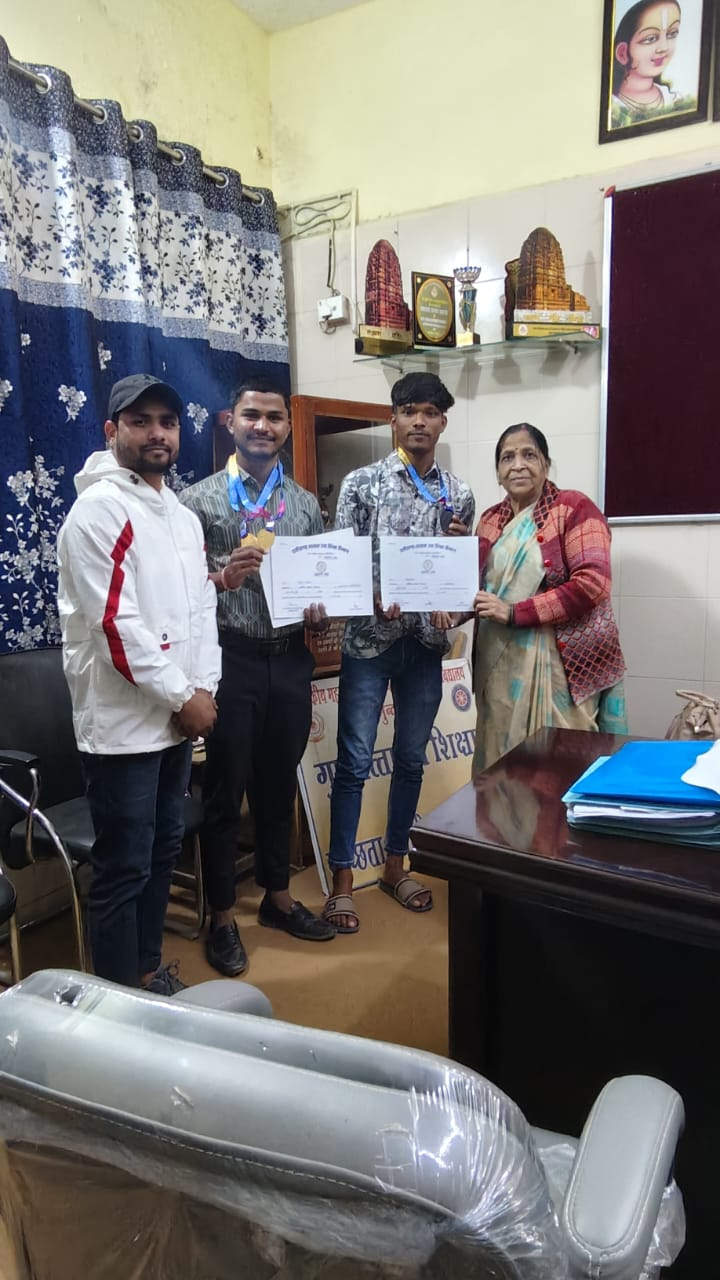 राज्य स्तर एथलेटिक्स में पारस को स्वर्ण