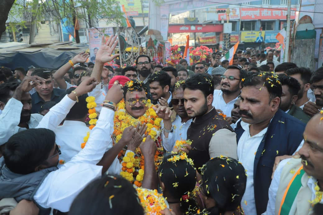 धान बेचने के लिए किसान प्रताडऩा की पराकाष्ठा, एसआईआर में मतदाता कम किए जा रहे -द्वारिकाधीश