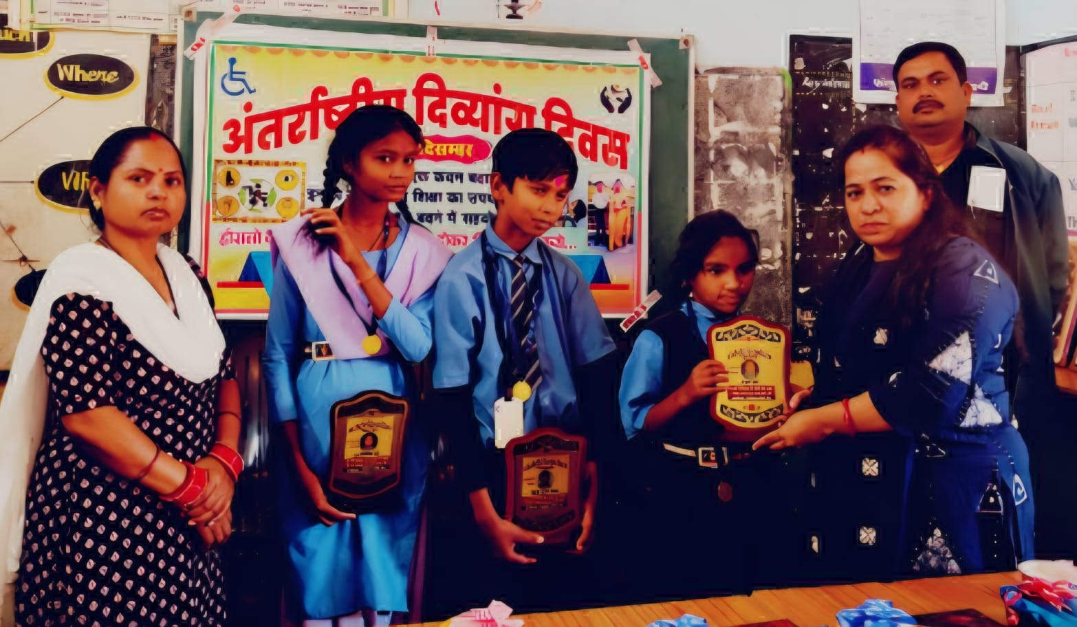 तीन दिव्यांग बच्चों का सम्मान कर दी प्रोत्साहन राशि