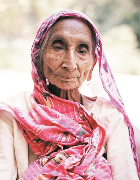 दुलारी बाई भट्ट का निधन