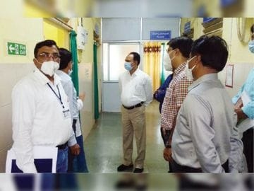 मेडिकल कॉलेज में चल रही पीजी कक्षाओं की तैयारियां,  निश्चेतना-स्त्री रोग विभाग की स्टेट सर्जरी टीम ने देखी तैयारी