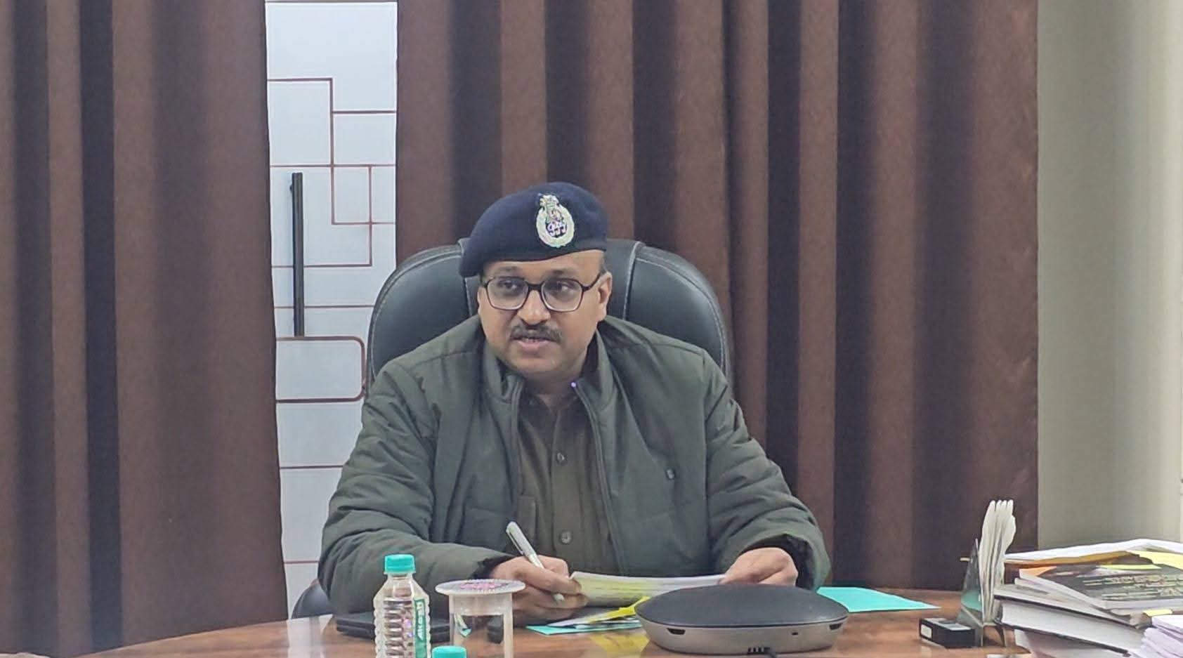 दुर्ग आईजी ने रेंज स्तरीय दोषमुक्ति प्रकरणों पर की लंबी समीक्षा