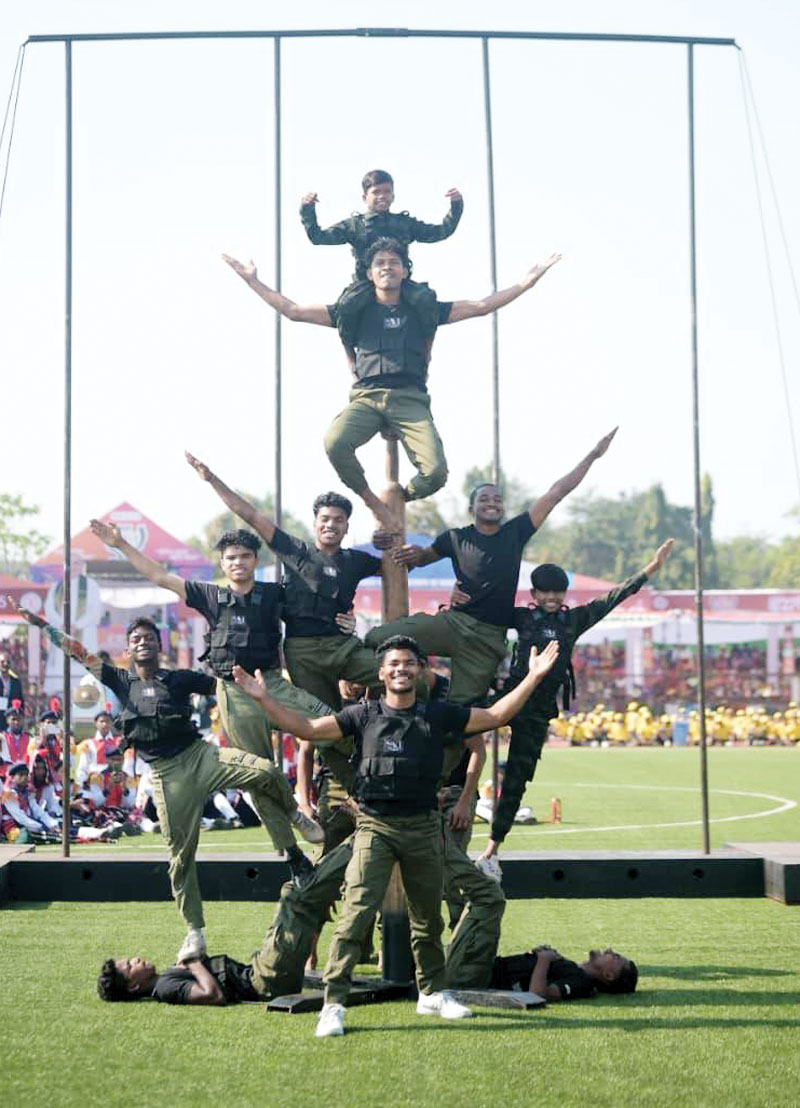 नारायणपुर के मलखम्भ खिलाडिय़ों ने बस्तर ओलम्पिक में किया हैरतअंगेज प्रदर्शन