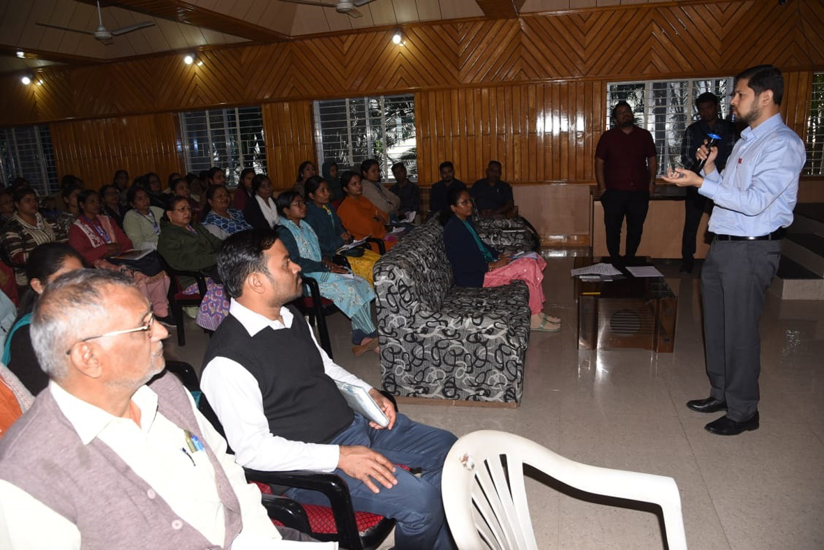 जिले में एसआईआर कार्य प्रगति पर, बीएलओ एप की लॉजिकल विसंगतियों पर दिया गया प्रशिक्षण