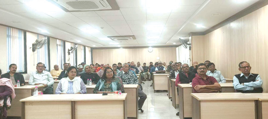 स्वाधीनता आंदोलन के नायकों को खलनायक के रूप में प्रस्तुत किया जा रहा- प्रो मंडल