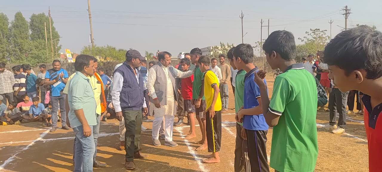 अहिवारा विस स्तरीय सांसद खेल महोत्सव में खिलाडिय़ों ने बढ़-चढक़र लिया हिस्सा