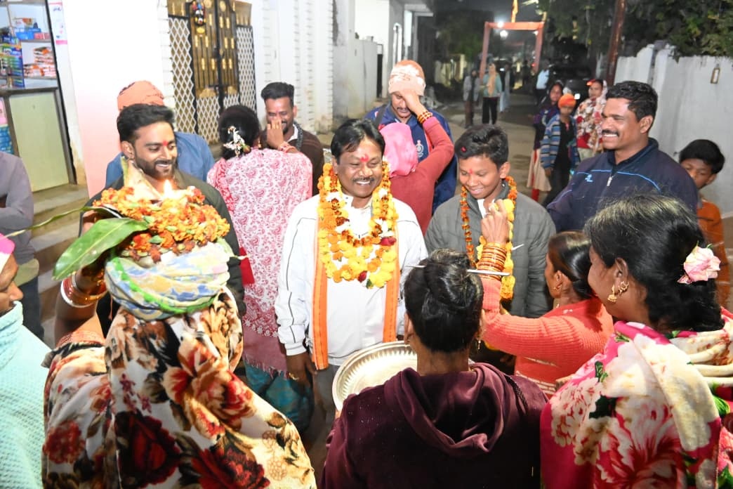 लक्ष्मी जगार में शामिल हुए बस्तर सांसद