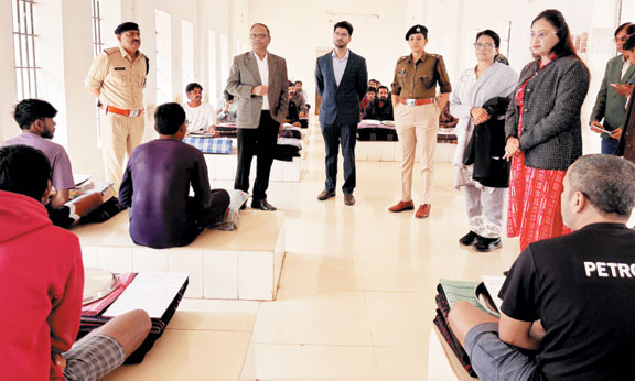 जिला जेल बलौदाबाजार का तिमाही निरीक्षण