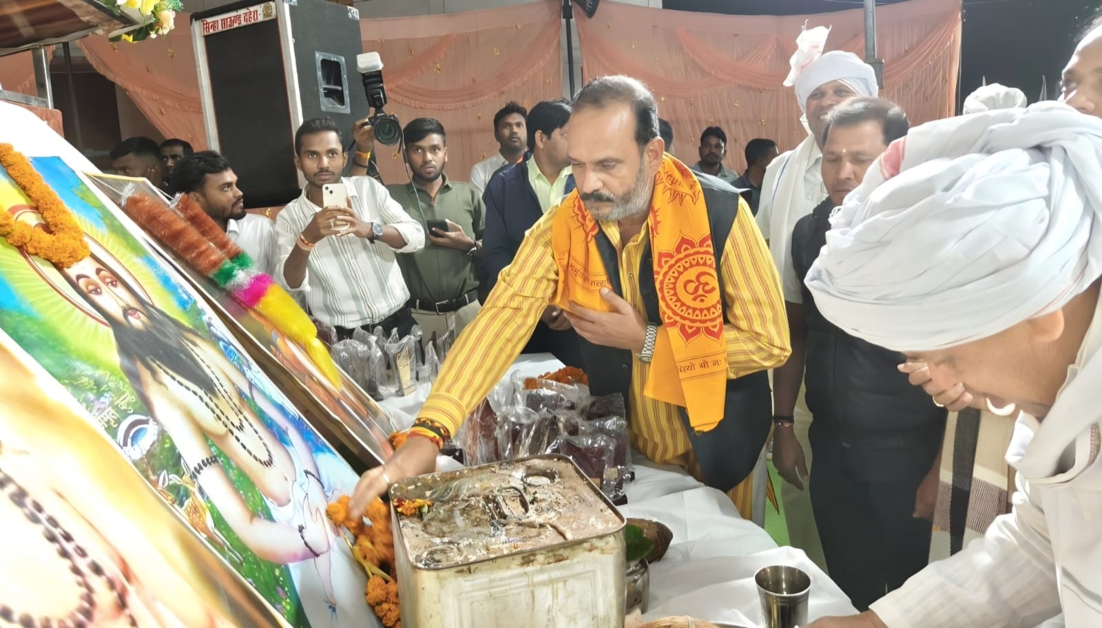 बाबा घासीदास का संदेश आज भी प्रासंगिक-योगेश