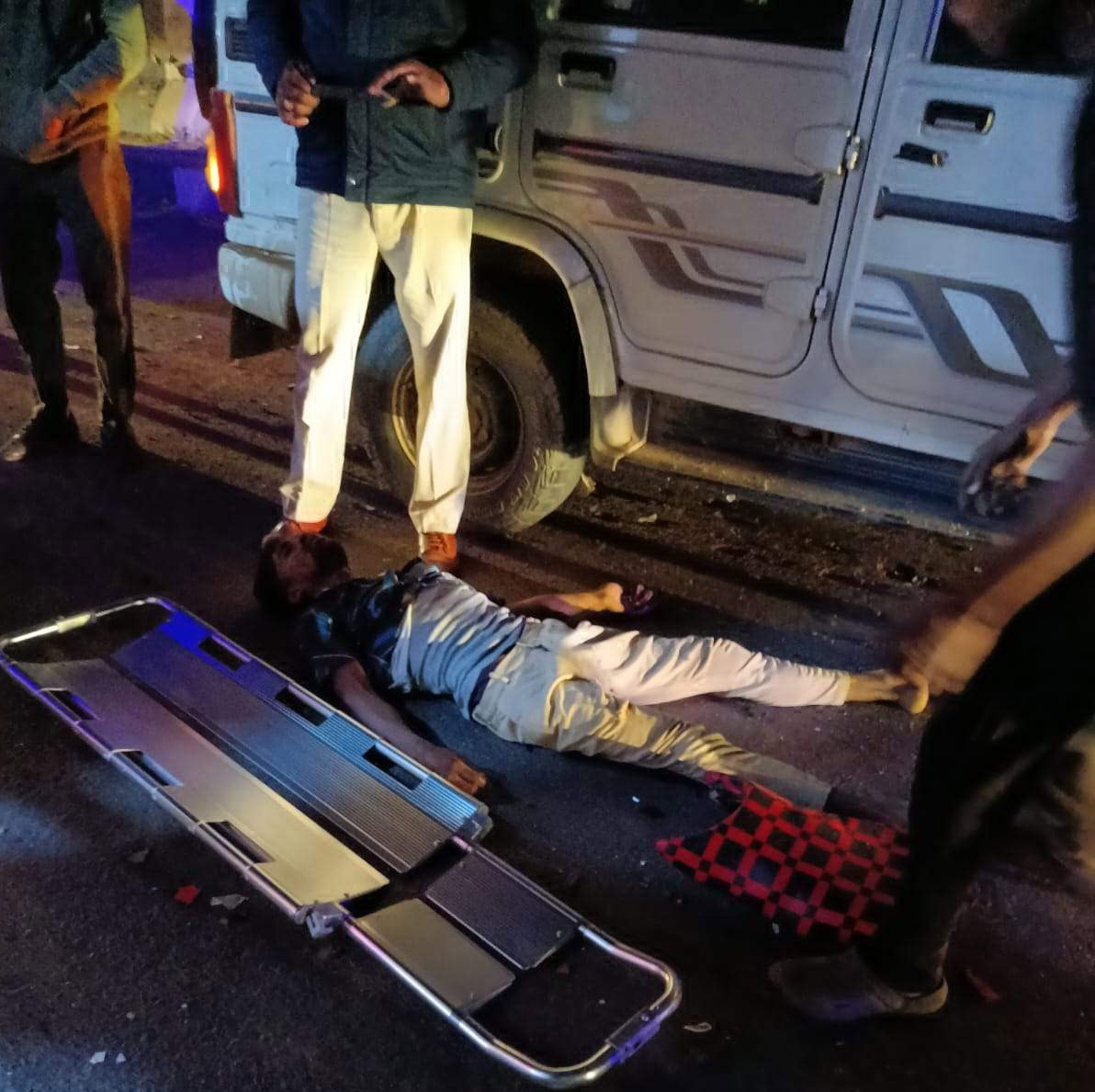 एनएच पर दो सडक़ हादसे, दो की मौत, एक जख्मी