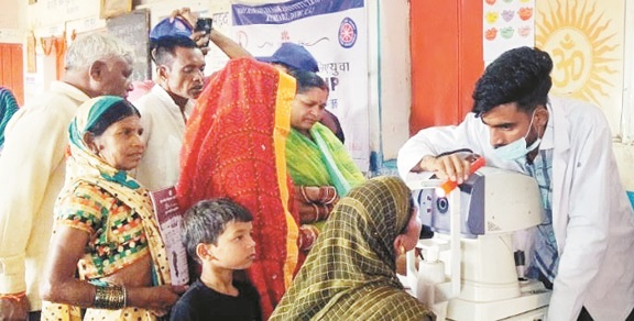 पहंदा को स्वच्छ, प्लास्टिक और कचरा मुक्त बनाने एसआरपी के विद्यार्थियों ने की पहल