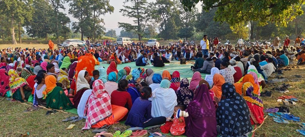 हाथियों के संरक्षण बनाम कोल ब्लॉक विवाद तेज,  22 को 118 गांवों की जंगी रैली का ऐलान