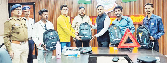  पुलिस मितानों को मिला प्रशिक्षण व सुरक्षा किट