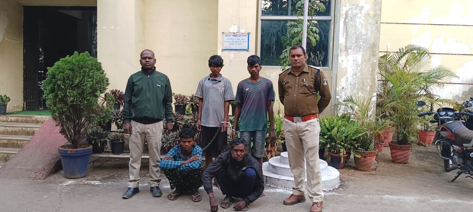 करंट बिछाकर शिकार करने से हुई दो मौत 