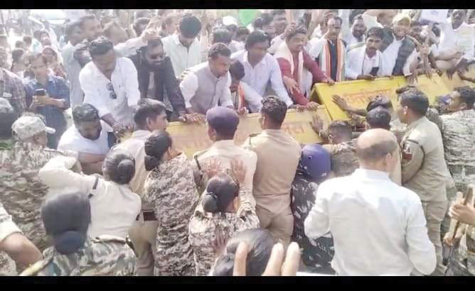 सोनिया-राहुल के खिलाफ ईडी की कार्रवाई अवैध