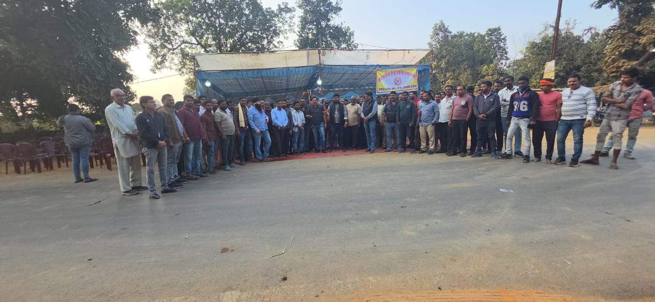 चौथे दिन भी ट्रेलर मालिक संघ की हड़ताल जारी