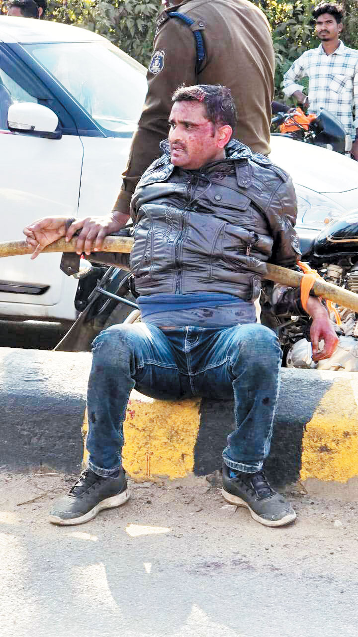 एसडीओपी पर चाकू से हमला, आरोपी हिरासत में