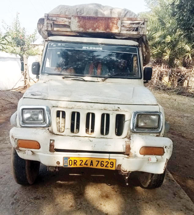 27 क्विंटल धान के साथ पिकअप जब्त