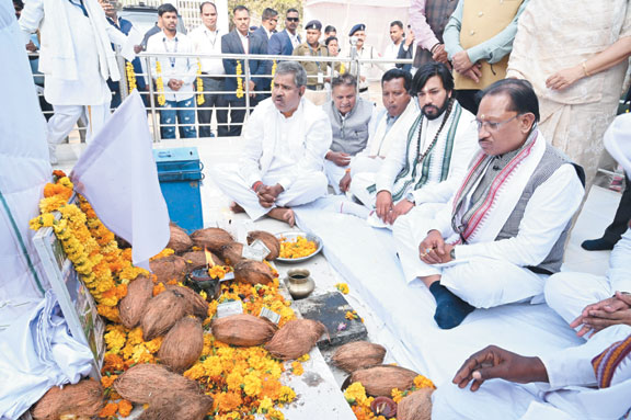 संत गुरु घासीदास का संदेश ‘मनखे-मनखे एक समान’ ही विकसित छत्तीसगढ़ की आधारशिला-साय