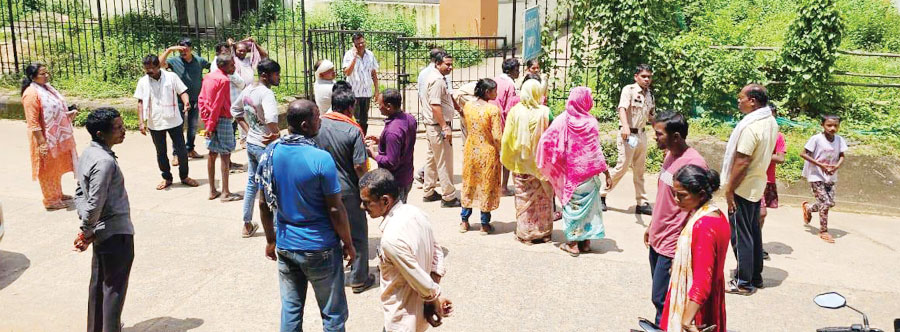 पिता पर लकड़ी से वार, मौत