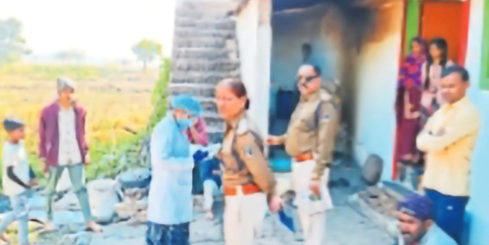 पत्नी की हत्या कर लगाई फांसी