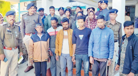 प्रेमिका के लिए पत्नी-बेटे की हत्या, लाशें ओडिशा के इंद्रावती में फेंकी