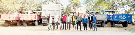 अवैध खनिज परिवहन, 11 वाहन जब्त