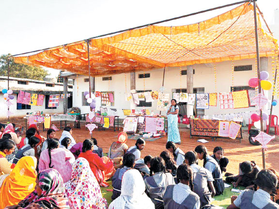 सलका सेक्टर में ईसीसीई मेला आयोजित