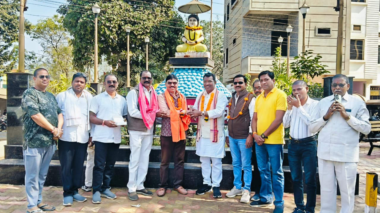  धमतरी जिला साहू संघ के नवनिर्वाचित अध्यक्ष का स्वागत