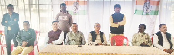 कांग्रेस का 140वां स्थापना दिवस उत्साह के साथ मनाया